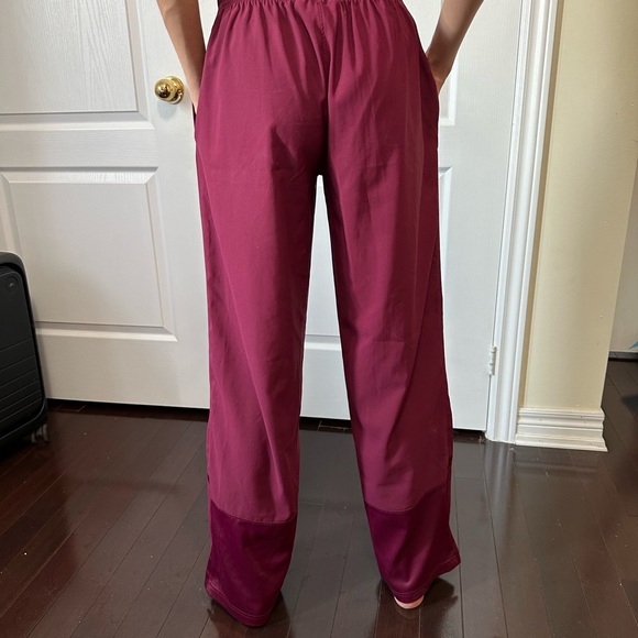 Reebok maroon track pants mesh lined (XS) - Picture 3 of 7